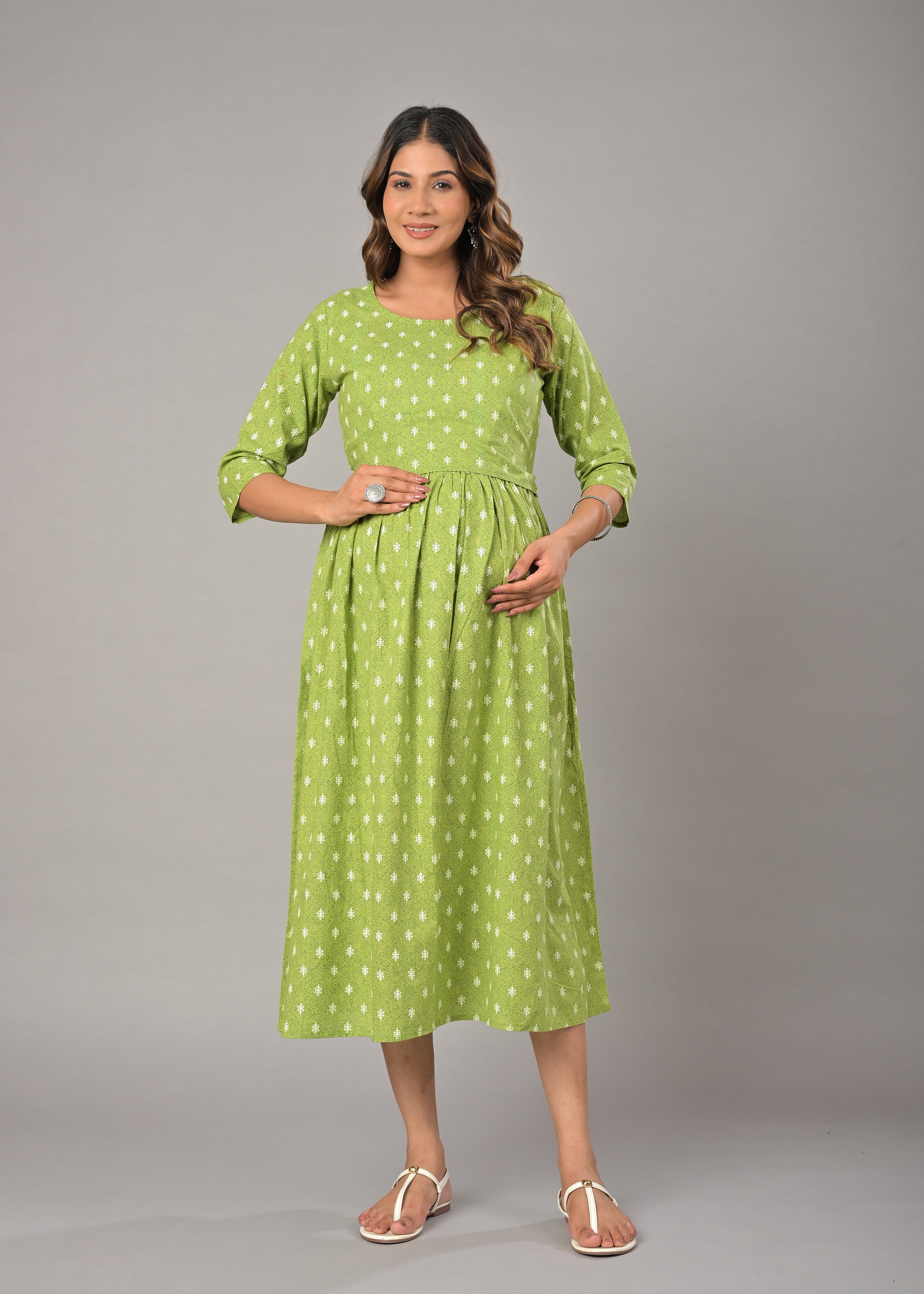 Green Cotton Printed Maternity/Feeding Gown