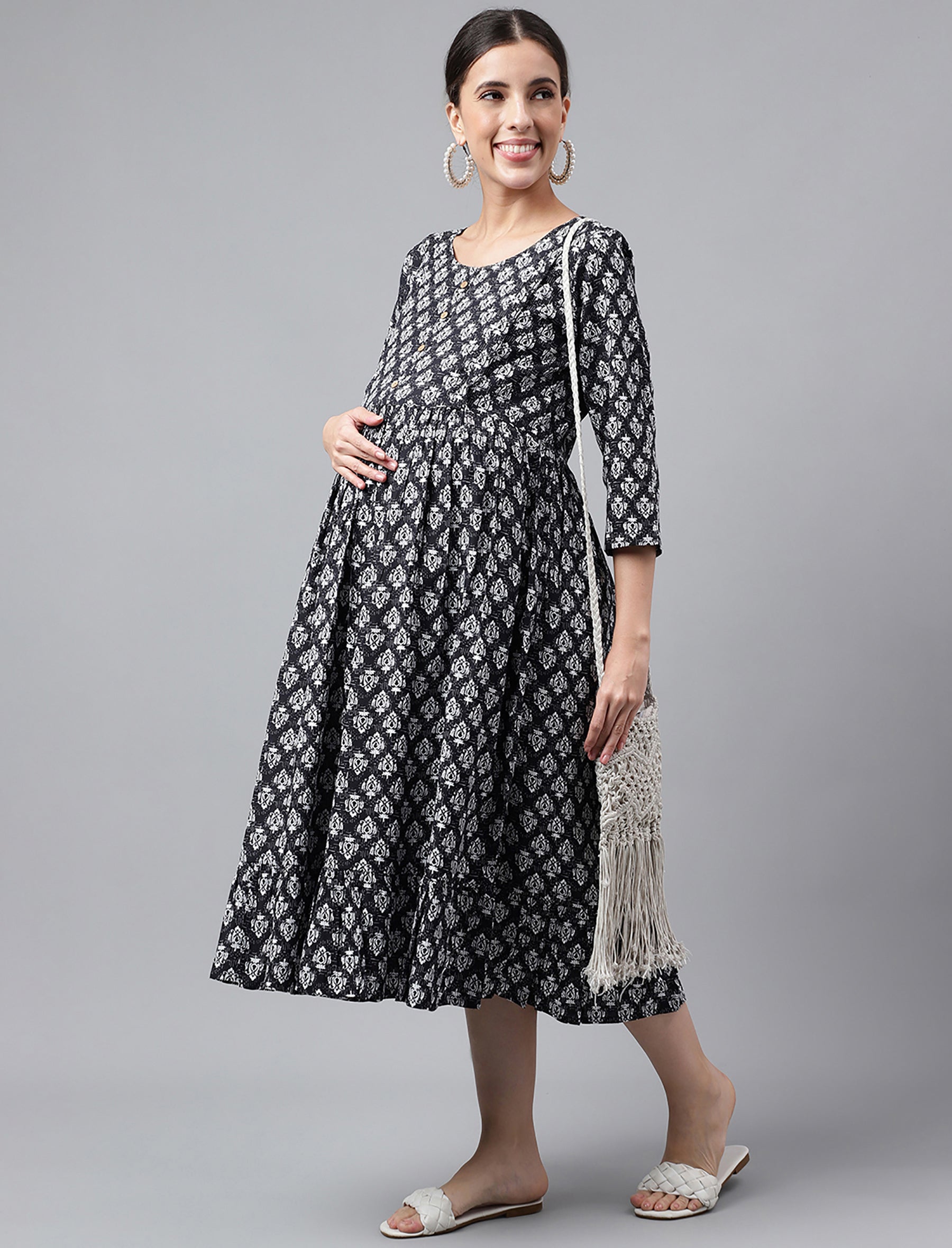 Black Butta Printed Rayon Maternity/Feeding Gown